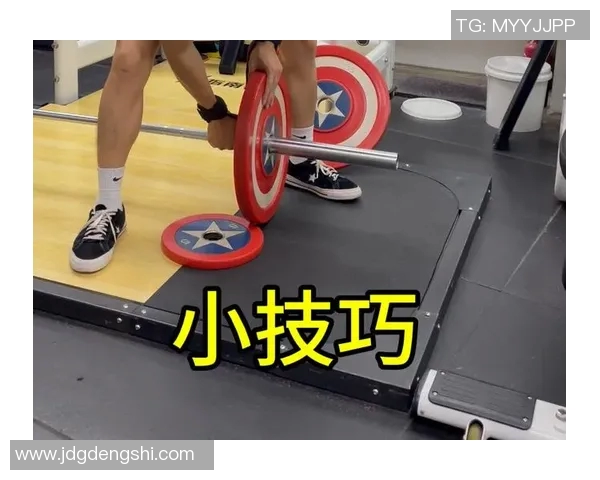 小哑铃锻炼全攻略如何在家轻松塑造完美身材与力量提升技巧